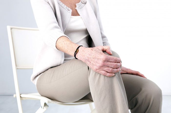 Физиотерапия для лечения артроза коленного сустава