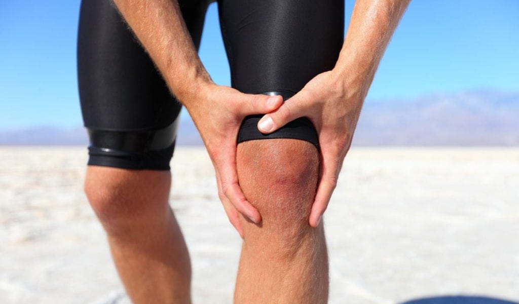 При подагре болит колено лечение
